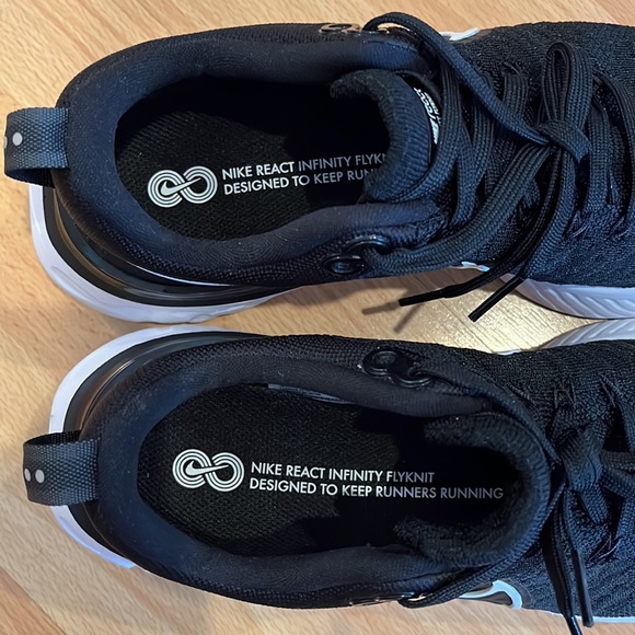 Nike Men's React Infinity Run Flyknit 2 Running Shoes Black - Picture 9 of 13